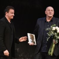 Sinisa Popović dobio je nagradu za najboljeg glumca u predstavi Ljudi od voska