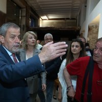 Bandić sa suradnicima u obilasku kavane Corso