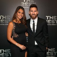 Lionel Messi sa suprugom Antonelloma Roccuzzo