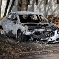 Na parkiralištu Bolnice sestara milosrdnica izgorjela dva automobila