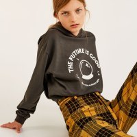 Majica s kapuljačom, Pull and Bear