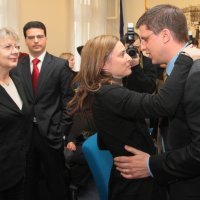 Ivan Gotovac sa suprugom 2009. na čitanju oslobađajuće presude