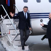 Generale su na Plesu dočekali tadašnji predsjednik Sabora Josip Leko i premijer Zoran Milanović