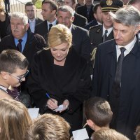 Predsjednica odala počast stradalima u Škabrnji