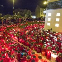 Mimohod Torcide u znak sjećanja na Vukovar