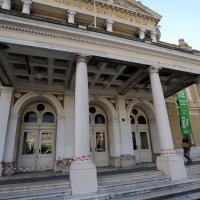 Urušeni balkon HNK Rijeka