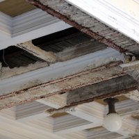 Urušeni balkon HNK Rijeka