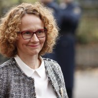 Damir Krstičević s makedonskom kolegicom Radmilom Šekerinskom Jankovskom