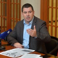 Nikola Grmoja na konferenciji za medije
