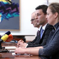 Robert Podolnjak, Božo Petrov, Maja Grubišin