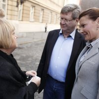 Anka Mrak Taritaš, Mirando Mrsić, Sabina Glasovac