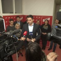 Davor Bernardić na presici o generalu Praljku