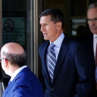 Flynn napušta sud nakon svjedočenja