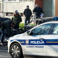 Na Vrbanima izgorjela dva automobila