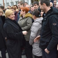 Kolinda Grabar Kitarović pozdravlja građane Bjelovara