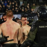 Huliganske scene na derbiju Partizana i Zvezde (3)