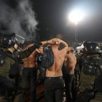 Huliganske scene na derbiju Partizana i Zvezde (6)