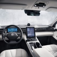 NIO ES8