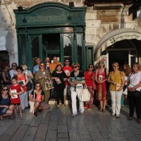 Ljubitelji knjige prosvjedovali protiv zatvaranja knjižare Morpurgo