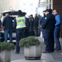 Policijsko osiguranje ispred hotela Sheraton