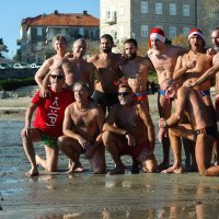 Božićni picigin i nogomet na Bačvicama