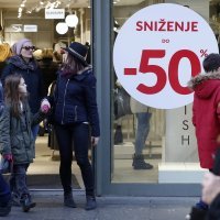 Sniženja u trgovinama