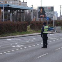 Policija obustavila promet na dijelu Branimirove, muškarac prijeti samoubojstvom