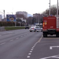 Policija obustavila promet na dijelu Branimirove, muškarac prijeti samoubojstvom