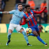 Crystal Palace (Wilfried Zaha) - Manchester City (Kyle Walker)
