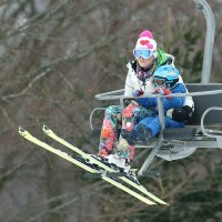 Janica Kostelić s nećakom uživa na skijalištu na Sljemenu