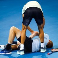 Dimitrov pomaže Edmundu