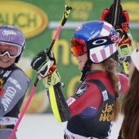 Tessa Worley, Mikaela Shiffrin i Sofia Goggia (1)