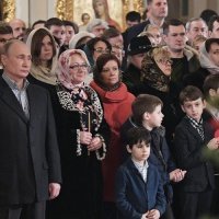 Polnoćka u crkvi u Sankt Peterburgu