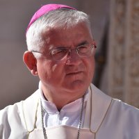 Dubrovački biskup Mate Uzinić