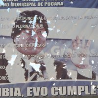Bolivija se mijenja, Evo ispunjava - sudeći po stanju plakata nisu svi oduševljeni