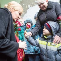 Predsjednica RH Kolinda Grabar Kitarović posjetila je humanitarnu udrugu Rijeka ljubavi