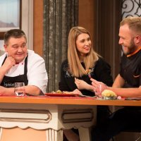 Tri, dva, jedan - kuhaj