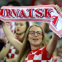 Hrvatski navijači na utakmici Hrvatska - Francuska (02)