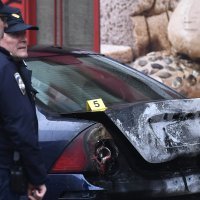 Zapaljeni automobili i kontejneri