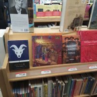 Moja knjiga u najvećoj kolumbijskoj knjižnici - u dobrom društvu