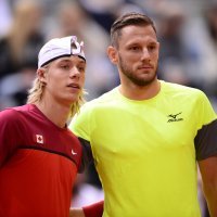 Viktor Galović i Denis Šapovalov (6)