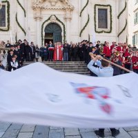 Spuštanjem barjaka ispred zborne crkve završila je 1046. Festa svetoga Vlaha
