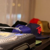 Uz odjeću u DechkoTzar kolekciji velik je izbor šilterica