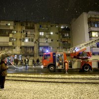 Vatrogasci ugasili požar u stambenoj zgradi u Ulici Ivana Matetića Ronjgova 18 u Zagrebu