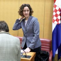 Nina Obuljen Koržinek