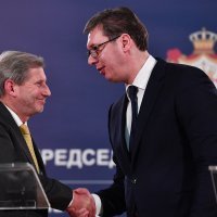 Aleksandar Vučić i Johannes Hahn