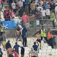 Sukob ruskih i engleskih huligana (5)