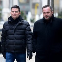 Članovi SDP-a dolaze na sjednicu Predsjedništva stranke