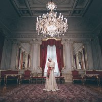 Nina Kraljić u spotu za pjesmu 'Lay You Down'