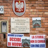 Prosvjedi protiv poljskog zakona u Rimu